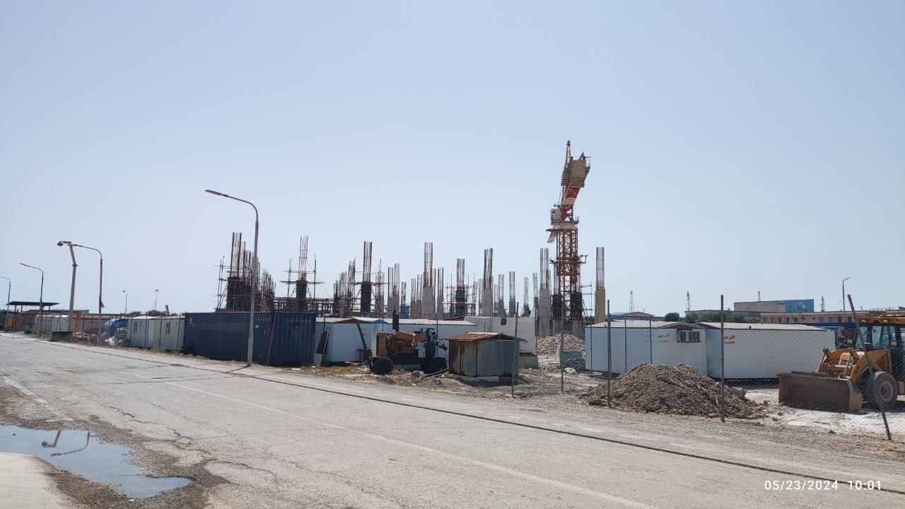 Construction of a large petrochemical restaurant in Bandar Imam